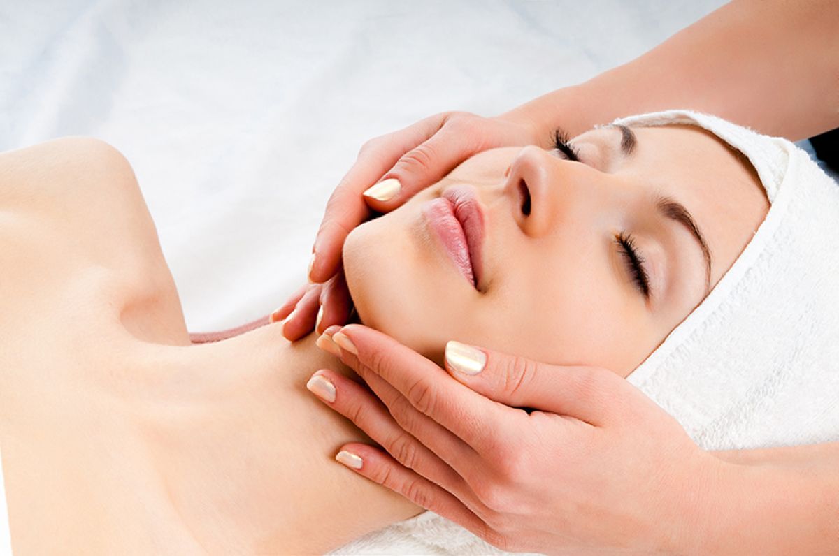 7 cách massage mặt nâng cơ đảm bảo không chảy xệ hiệu quả