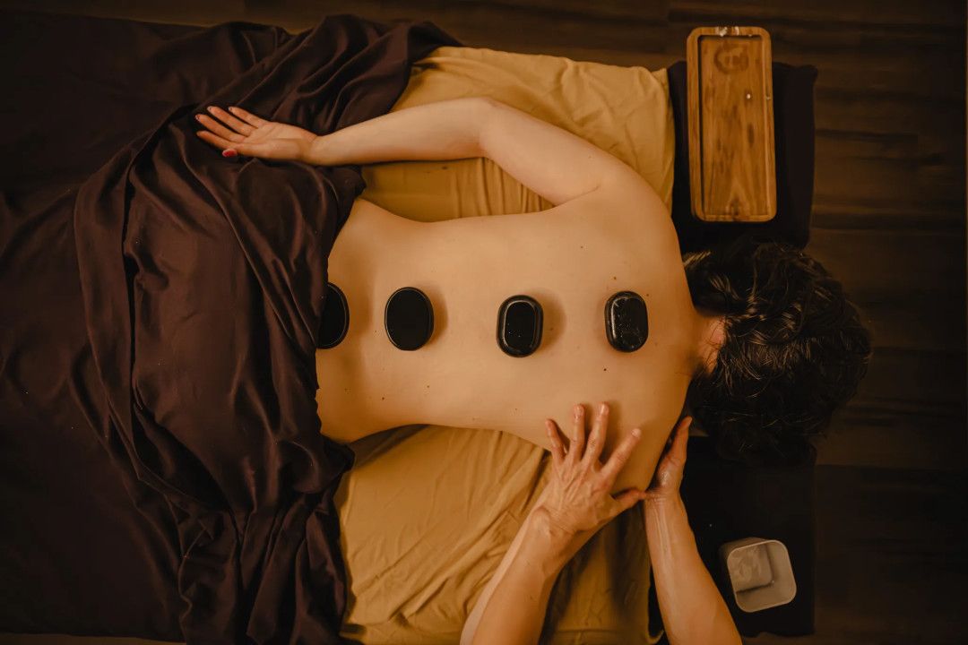 Hot Stone Massage & Women’s Health | tigon massa Da Nang