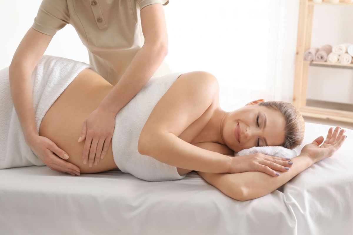 When to Get Prenatal Massage? Safe Back Pain Relief in Da Nang | tigon massa