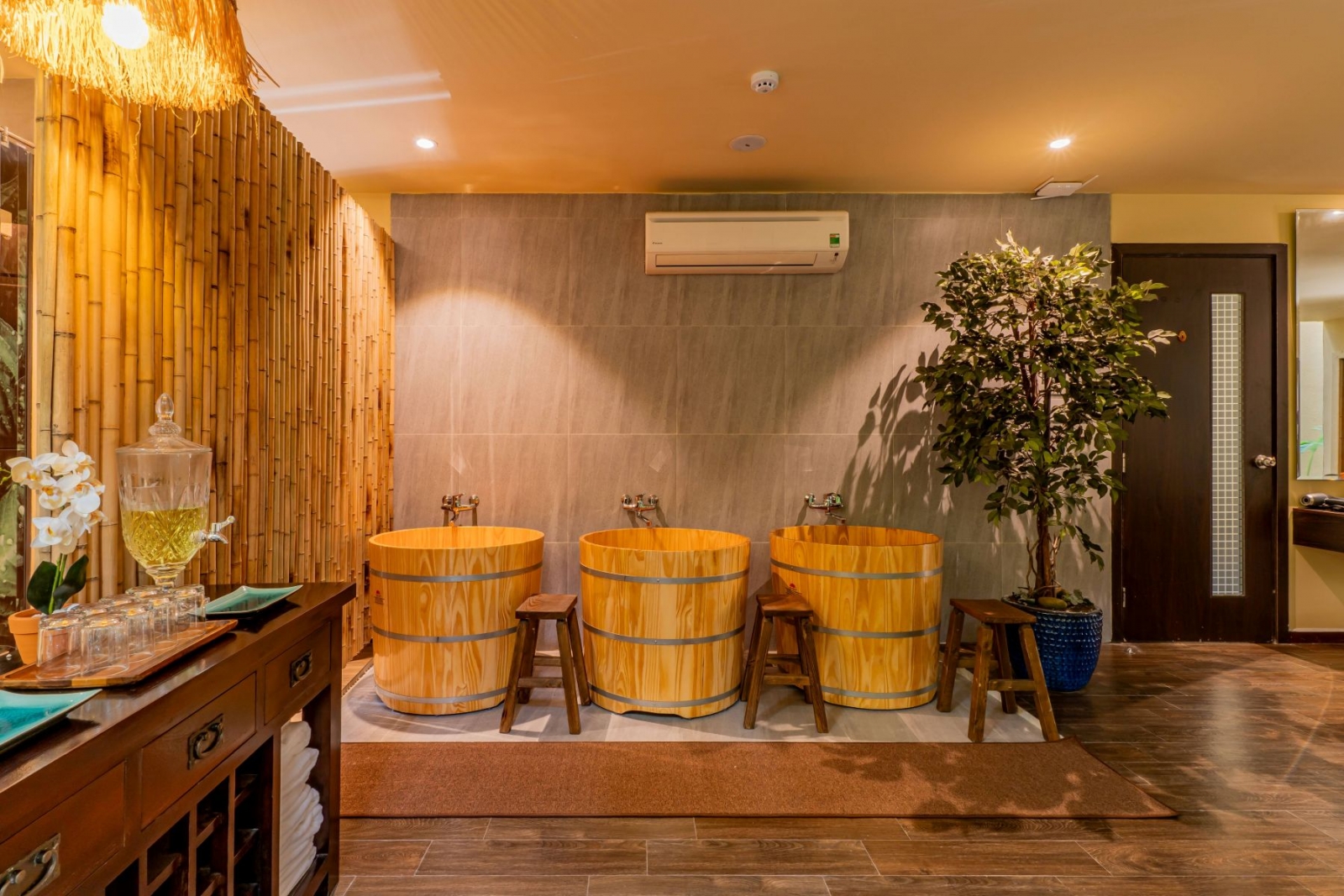 Red Dao Herbal Bath – A Secret to Restoring Health from the Northwest Mountains