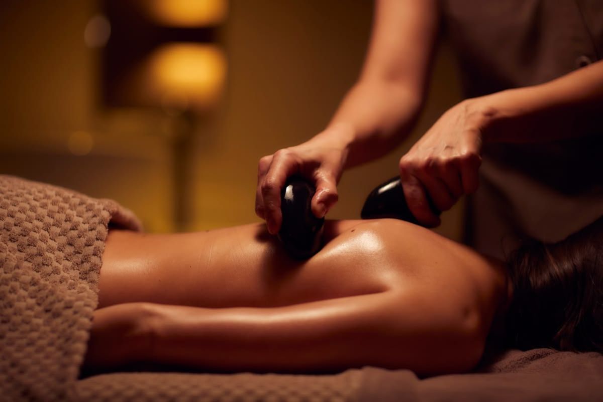 Top Lợi Ích Của Massage Đá Nóng & Trải Nghiệm tigon massa