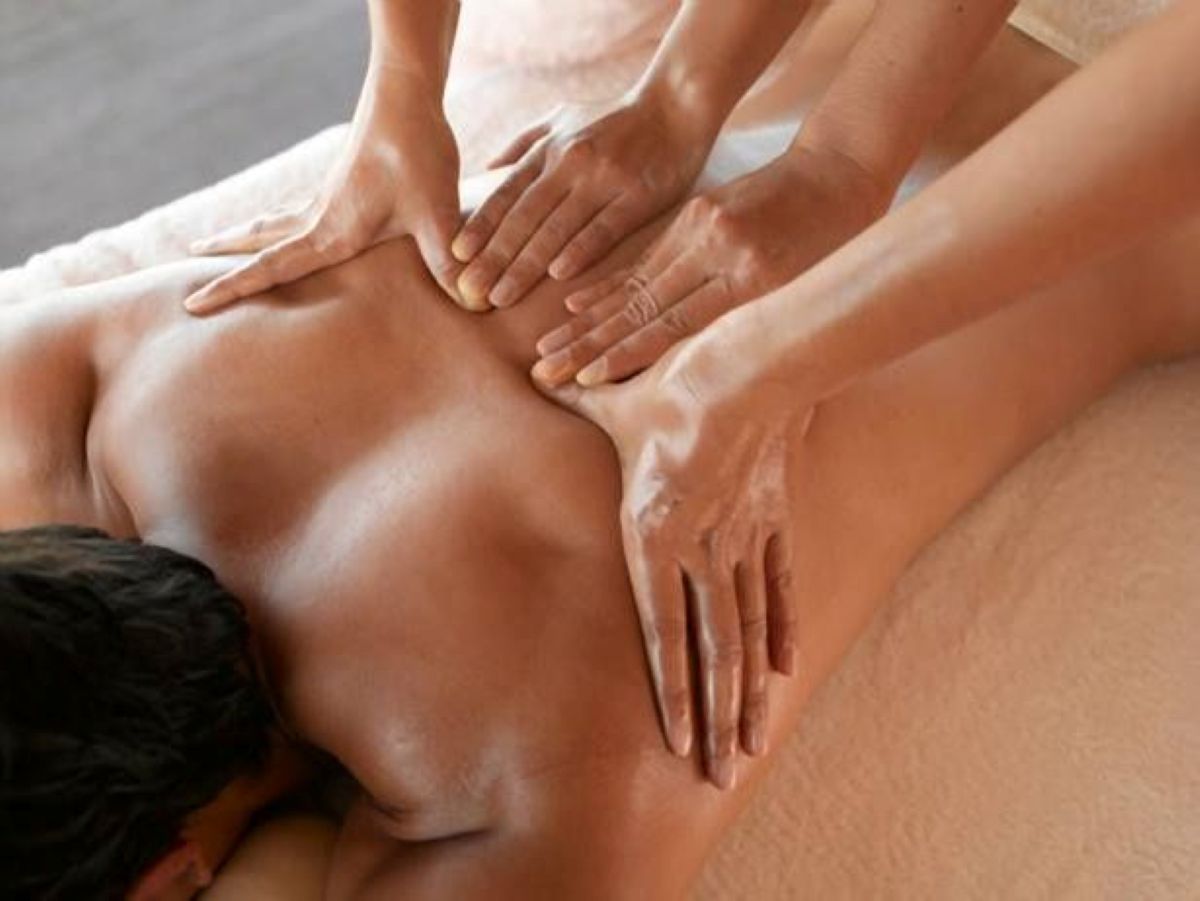 Yin-Yang Balance: Premium Four-Hand Massage at tigon massa Da Nang