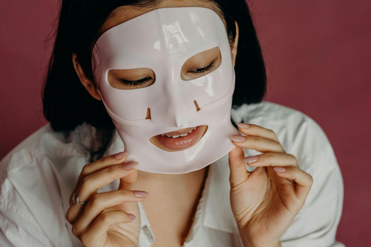 Đắp mặt nạ xong có cần rửa mặt không