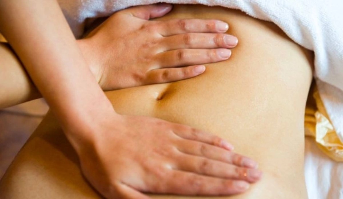 Cách massage giảm đau bụng kinh