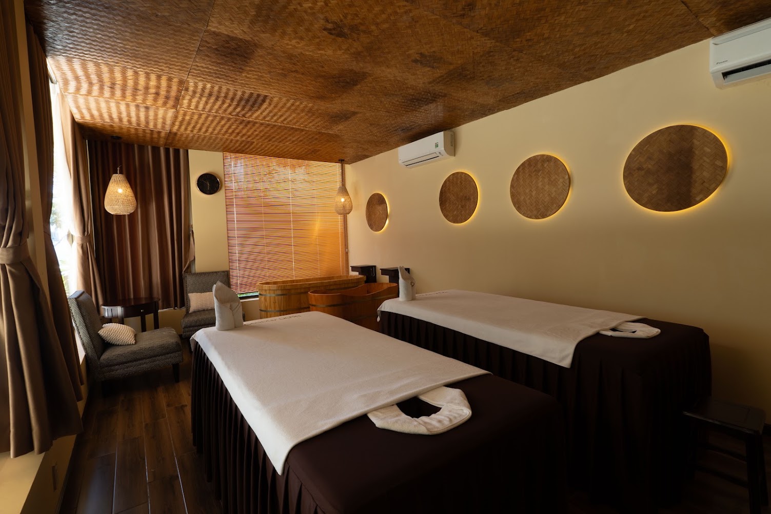 Không gian phòng trị liệu tinh tế chuẩn phong cách resort tại Đà Nẵng