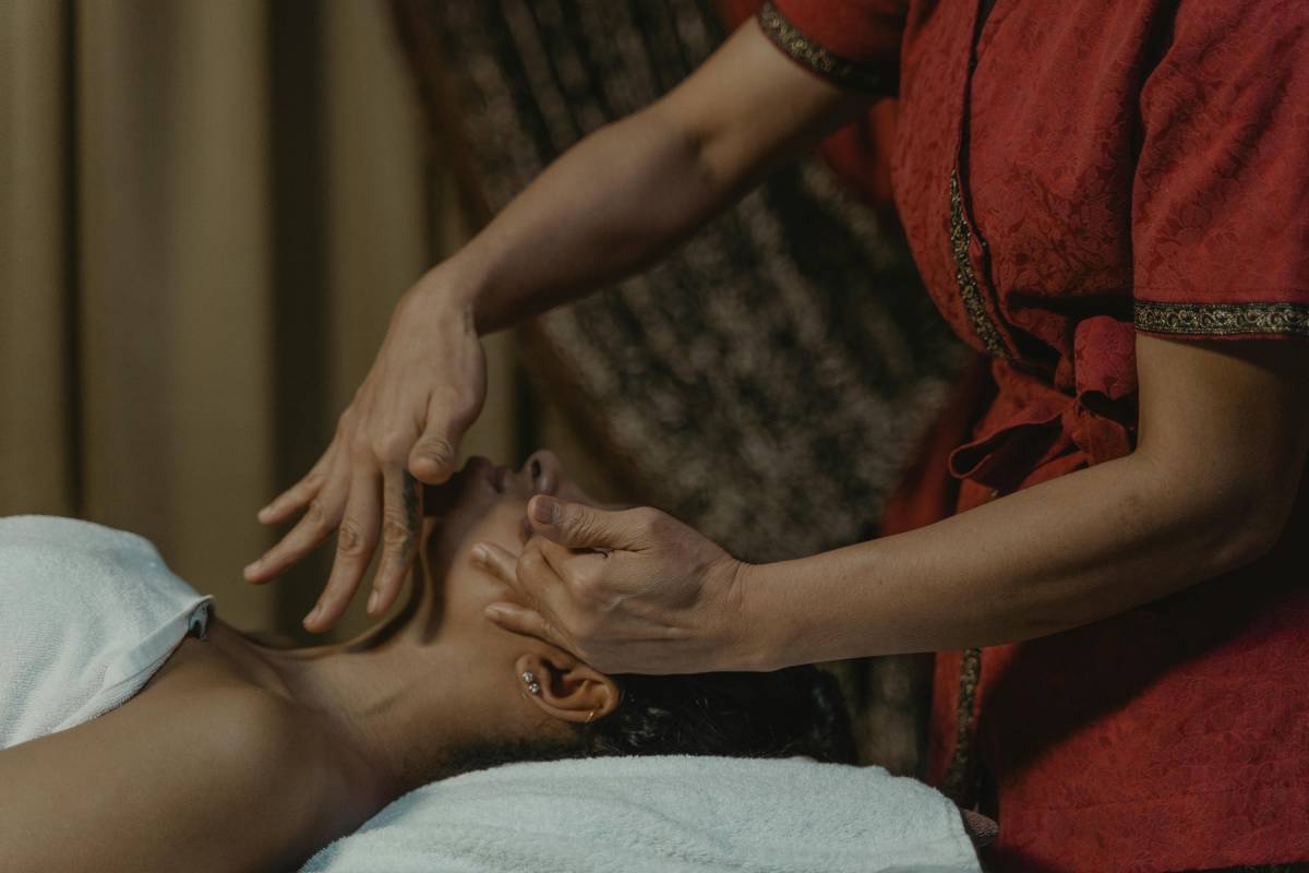 Massage thái