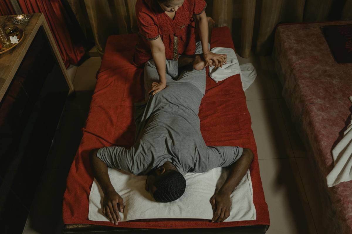 Massage thái
