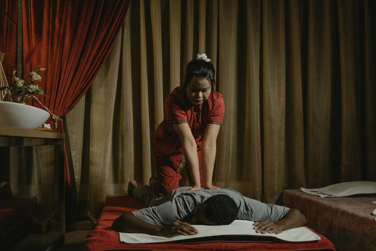 Massage thái