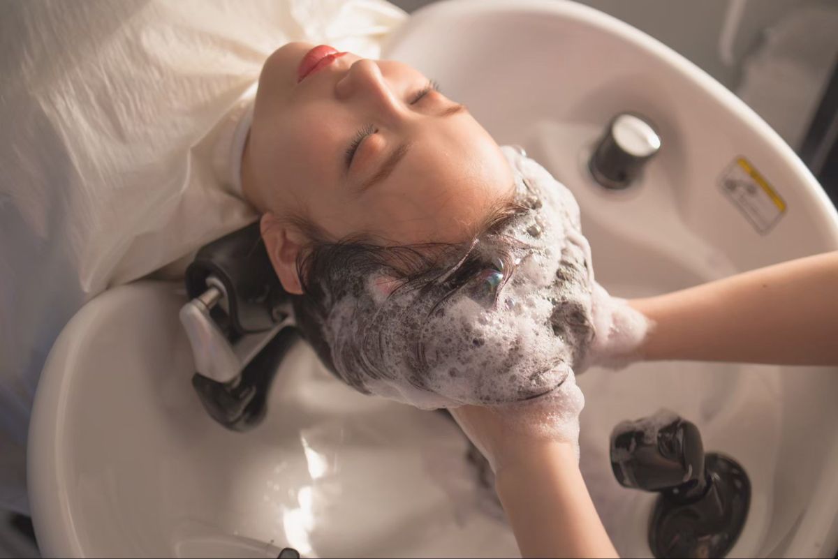 Liệu trình gội đầu dưỡng sinh kết hợp massage vai đầu cổ tại tigon massa