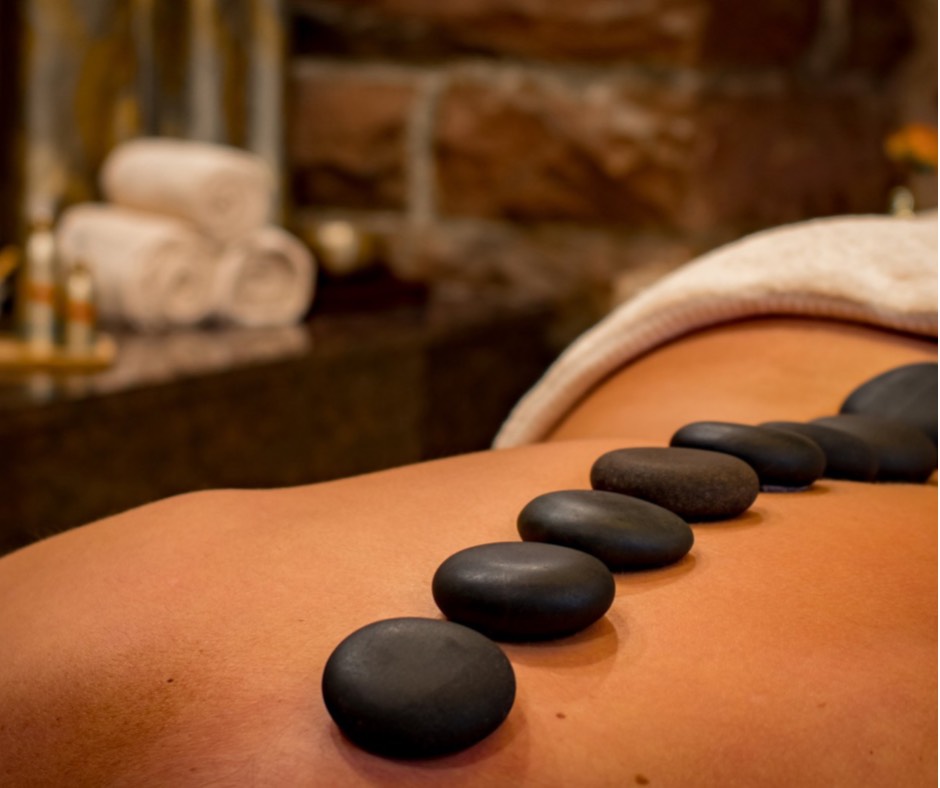 Massage thải độc tố đá nóng 90’ 